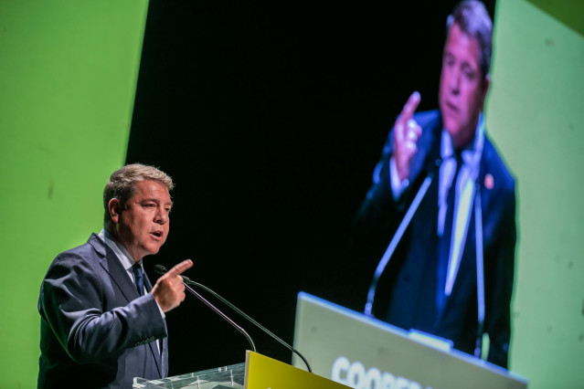 El presidente de Castilla-La Mancha, Emiliano García-Page, en la inauguración del congreso de Cooperativas Agro-alimentarias.