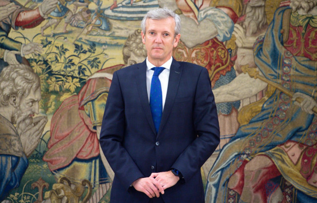 El presidente de la Xunta de Galicia, Alfonso Rueda Valenzuela, a su llegada a una audiencia con el Rey, en el Palacio de La Zarzuela, a 1 de julio de 2022, en Madrid (España). El monarca recibe a Rueda con motivo de su reciente nombramiento en el cargo.