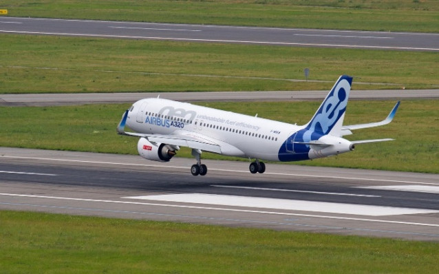 Airbus A320neo.