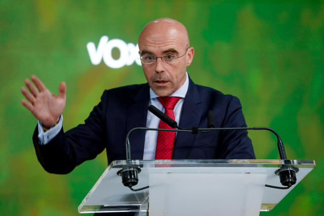 Archivo - El vicepresidente primero de Acción Política y eurodiputado de VOX, Jorge Buxadé, durante una rueda de prensa posterior al Comité de Acción Política del partido, a 14 de junio de 2021, en Madrid, (España). Durante su comparecencia, Buxadé ha adv