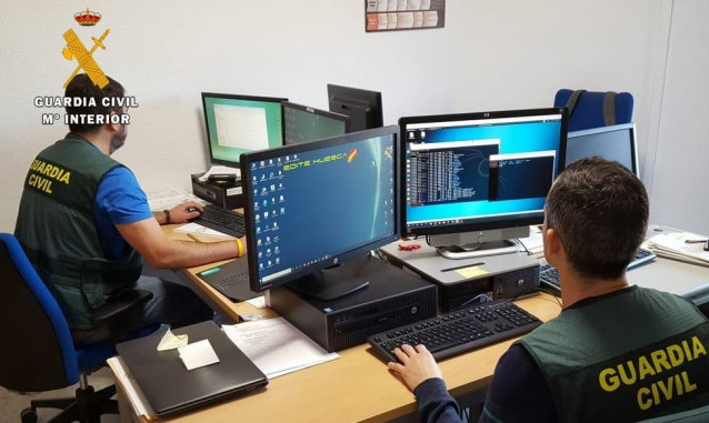 Agentes de la Guardia Civil en una fotografía de archivo.