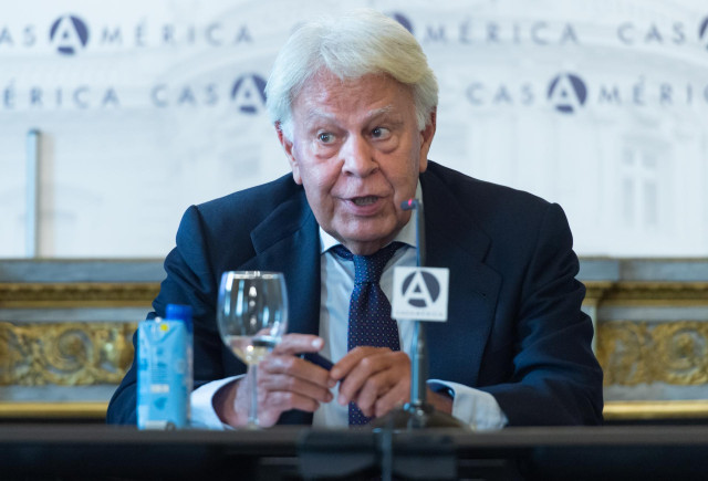 Archivo - El ex presidente del Gobierno de España (1982-1996) Felipe González, interviene en la presentación del libro ‘Uruguay: democracia en marcha’, a 23 de mayo de 2022, en Madrid (España).