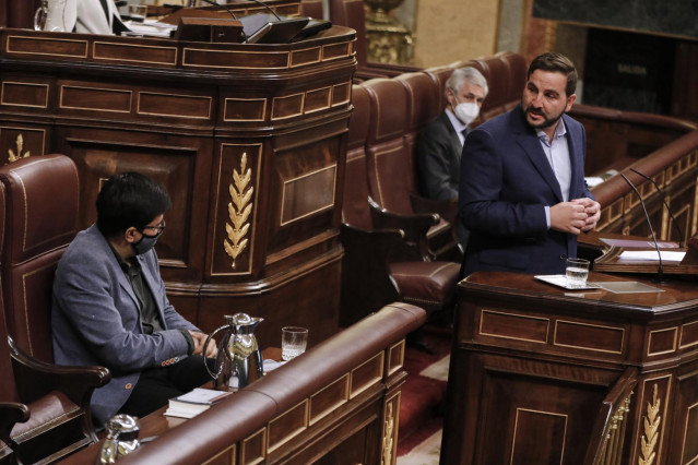 Archivo - El diputado de Unidas Podemos Ismael Cortés Gómez, durante su intervención en una sesión plenaria en el Congreso de los Diputados, en Madrid (España), a 29 de septiembre de 2020.