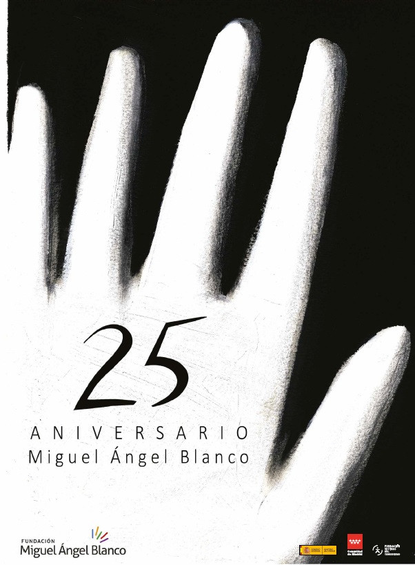 Archivo - Cartel del 25 aniversario del asesinato a manos de ETA del concejal del PP Miguel Ángel Blanco