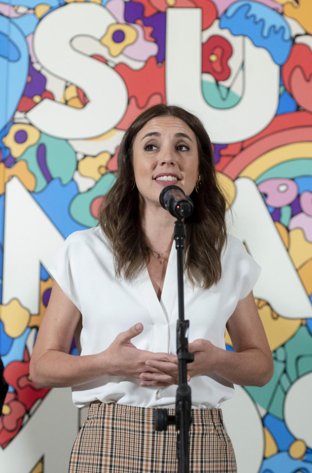 La ministra de Igualdad, Irene Montero, interviene en el acto de clausura de las 'Jornadas Confederales sobre Personas LGTBI en la Negociación Colectiva y el Diálogo Social', en el Hotel Marriott Auditorium, a 7 de julio de 2022, en Madrid (España).