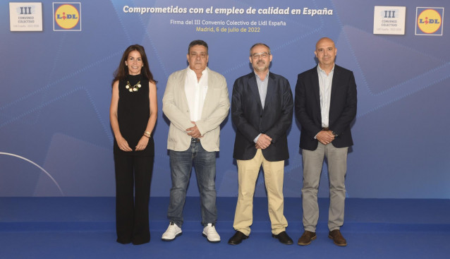 Lidl firma su tercer convenio colectivo con UGT y CC.OO.