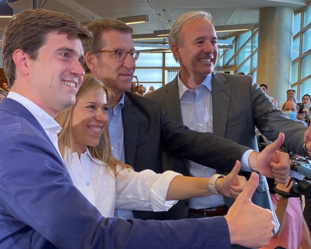 Los dirigentes del PP Aragón con Alberto Núñez Feijóo.