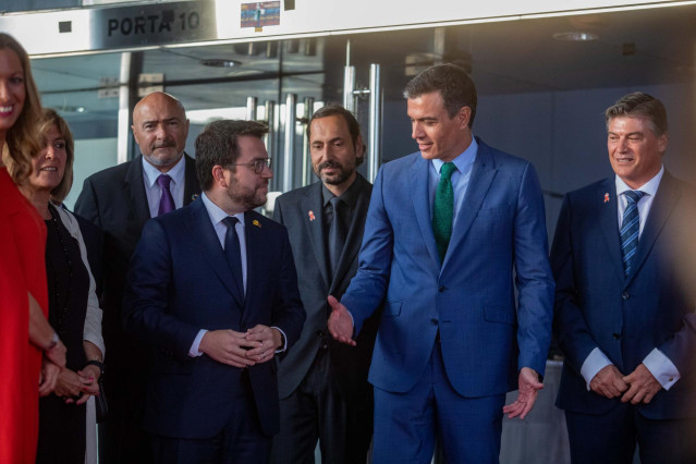 El presidente de la Generalitat, Pere Aragonès, y el presidente del Gobierno, Pedro Sánchez