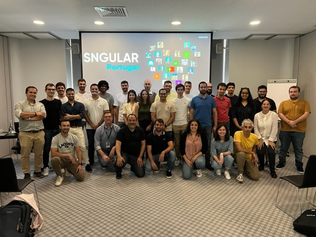 Parte del equipo de Sngular en Portugal