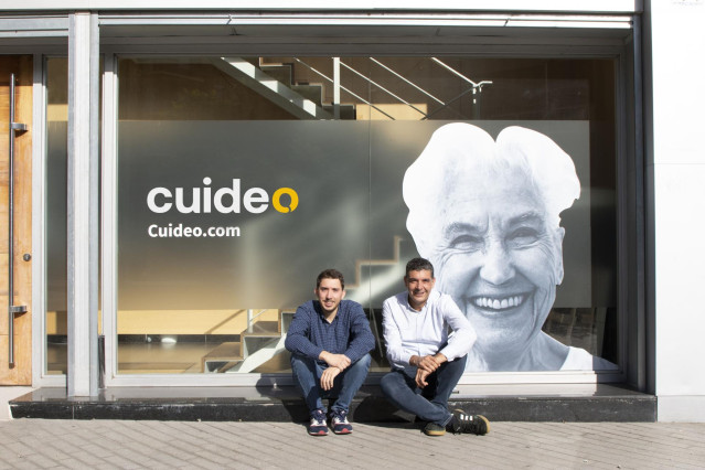 Los fundadores de Cuideo.