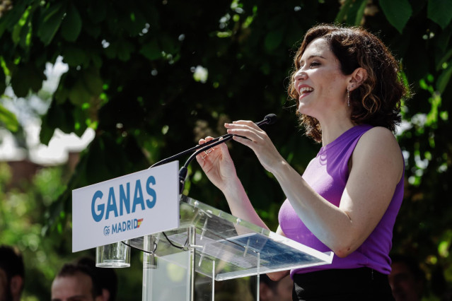 Archivo - La presidenta de la Comunidad de Madrid, Isabel Díaz Ayuso, interviene durante un acto de campaña para presentar su candidatura a liderar el Partido Popular de Madrid, a 1 de mayo de 2022, en Majadahonda, Madrid (España). La presidenta de la Com