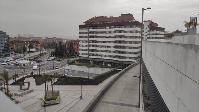 Archivo - Pisos en Oviedo, en una imagen de archivo.