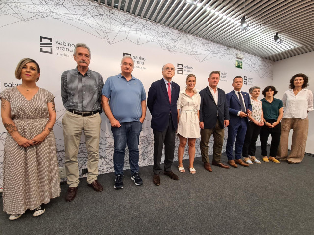 Participantes en el Seminario para debatir sobre el futuro de la comunidad vascoparlante en 2030