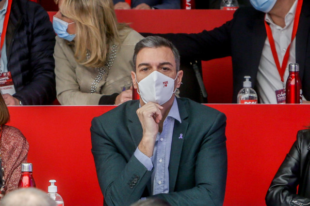 Archivo - El presidente del Gobierno y secretario general del PSOE, Pedro Sánchez, preside la reunión del Comité Federal del PSOE, en la sede del PSOE de la calle Ferraz, a 6 de marzo de 2022, en Madrid (España).