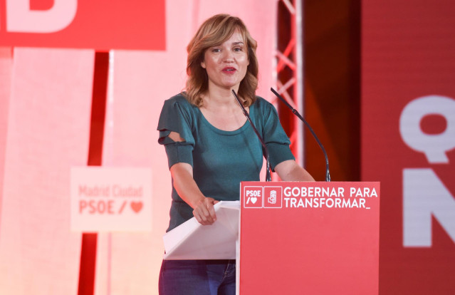 La ministra de educación, Pilar Alegría, interviene durante la celebración de la primera jornada de la Convención del PSOE Madrid ciudad, en el Palacio de Cibeles, a 30 de junio de 2022, en Madrid (España).