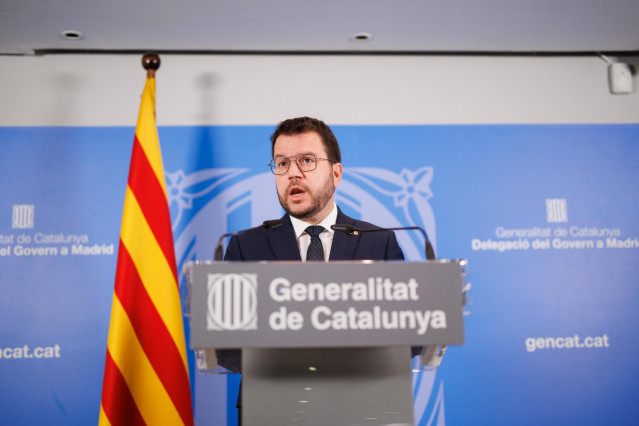 El presidente de la Generalitat, Pere Aragonès, comparece en el Centre Cultural-Llibreria Blanquerna, sede de la delegación del Govern en Madrid, a 15 de julio de 2022, en Madrid (España).