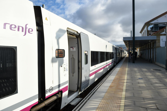 El tren comercial en la Línea de Alta Velocidad de Extremadura