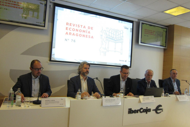 Presentación del número 76 de la Revista Economía Aragonesa, que edita Ibercaja.