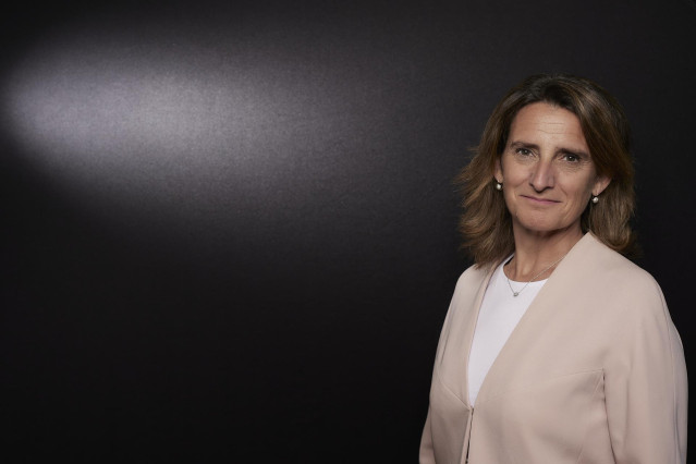 La vicepresidenta tercera del Gobierno y ministra para la Transición Ecológica y el Reto Demográfico, Teresa Ribera, posa para Europa Press, en el Ministerio para la Transición Ecológica y el Reto Demográfico, a 1 de julio de 2022, en Madrid (España).
