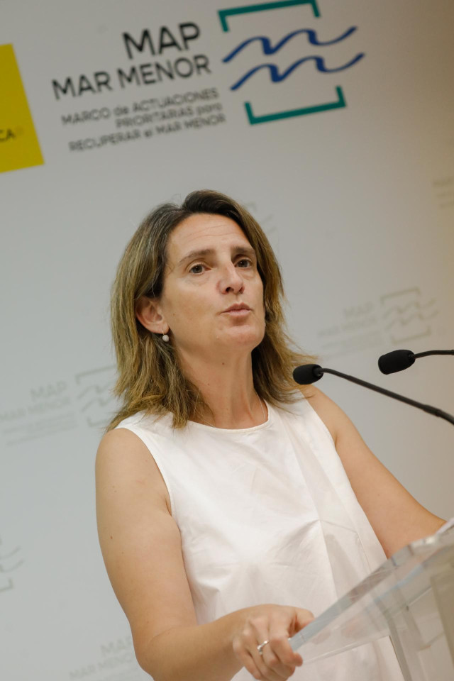 La vicepresidenta tercera del Gobierno y ministra para la Transición Ecológica y el Reto Demográfico, Teresa Ribera, comparece tras una reunión con el presidente de la Región de Murcia, con motivo de la puesta en marcha de la Oficina del Mar Menor, a 2 de
