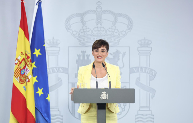 La ministra Portavoz, Isabel Rodríguez, comparece tras la reunión del presidente del Gobierno con el presidente de la Junta de Castilla y León y con el presidente del Gobierno de Galicia, en el Palacio de La Moncloa, a 28 de julio de 2022, en Madrid (Espa