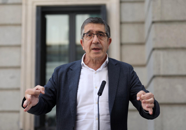 El portavoz del Grupo Socialista, Patxi López.