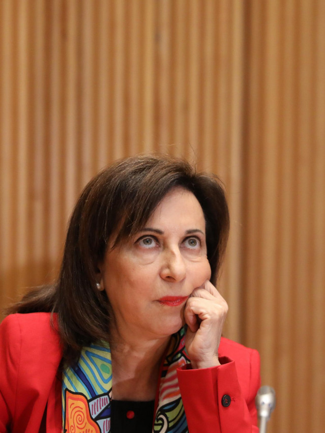 Archivo - La ministra de Defensa, Margarita Robles, en la Comisión de Defensa en el Congreso de los Diputados