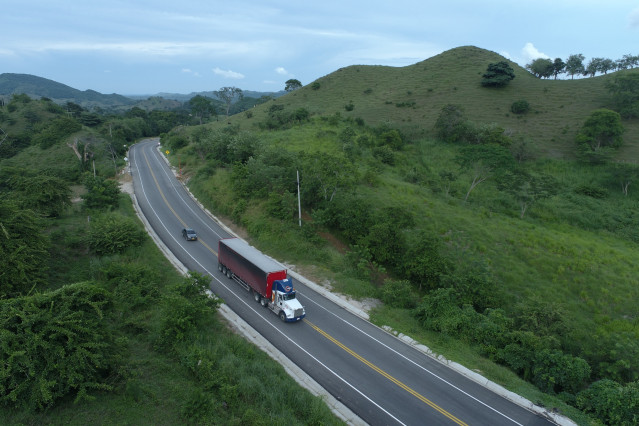 Archivo - Autopista de Sacyr en Colombia