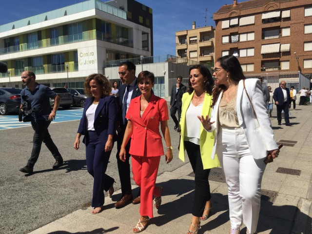 VISITA DE LA MINISTRA ISABEL RODRÍGUEZ A CALAHORRA