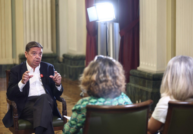 El ministro de Agricultura, Pesca y Alimentación, Luis Planas, durante una entrevista para Europa Press