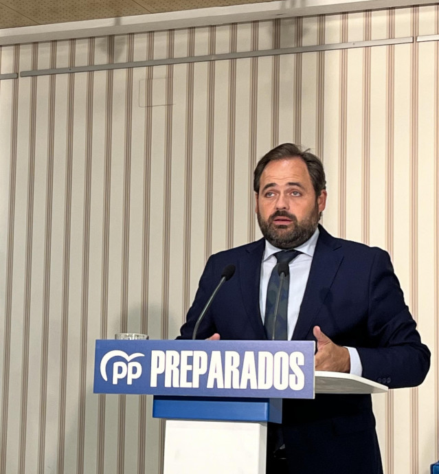 El presidente del PP en C-LM, Paco Núñez, en un desayuno informativo.