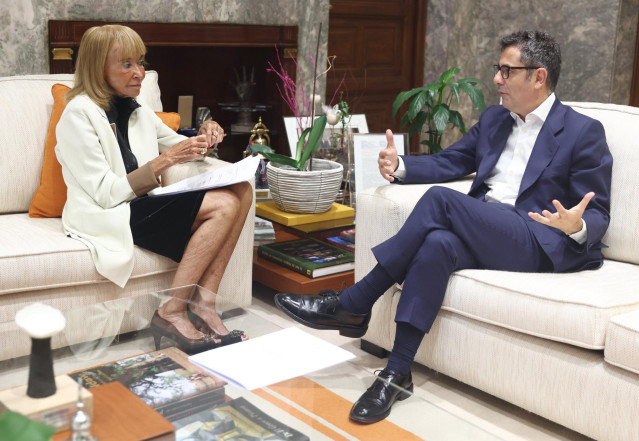 Reunión entre el ministro de la Presidencia, Félix Bolaños, y la presidenta del Consejo de Estado, María Teresa Fernández de la Vega