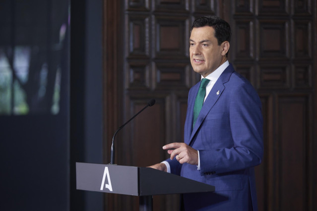 Archivo - El presidente de la Junta de Andalucía, Juanma Moreno, en una fotografía de archivo