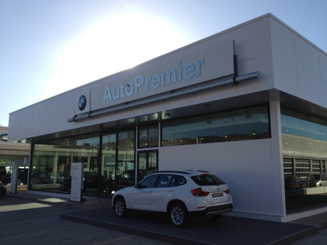 Archivo - Concesionario de BMW