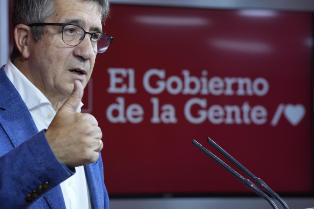 Rueda de prensa de Patxi López en la sede del PSE-EE en Bilbao