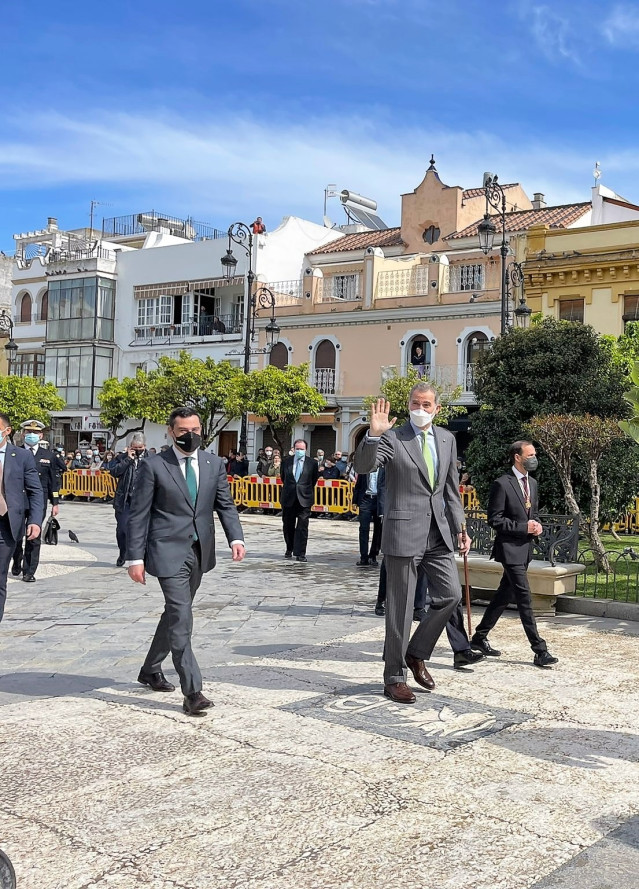 Archivo - El Rey Felipe IV en su última visita a Sanlúcar de Barrameda el pasado mes de marzo.
