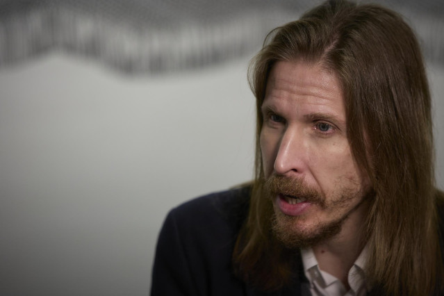 Archivo - El coportavoz estatal de Podemos y candidato a las elecciones  de Castilla y León, Pablo Fernández, durante una entrevista para Europa Press en la sede de Podemos a 27 de enero de 2022, en Madrid (España).