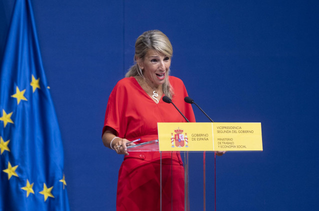 La vicepresidenta segunda y Ministra de Trabajo y Economía Social, Yolanda Díaz, interviene durante una rueda de prensa tras una reunión con UATAE, ATA Y UPTA, en la sede del Ministerio, a 7 de septiembre de 2022, en Madrid (España). Durante la reunión co