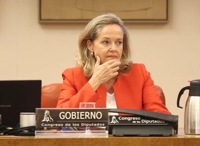 La vicepresidenta primera del Gobierno y ministra de Asuntos Económicos y Transformación Digital, Nadia Calviño, durante una Comisión de Asuntos Económicos y Transformación Digital, en el Congreso de los Diputados, a 7 de septiembre de 2022, en Madrid (Es