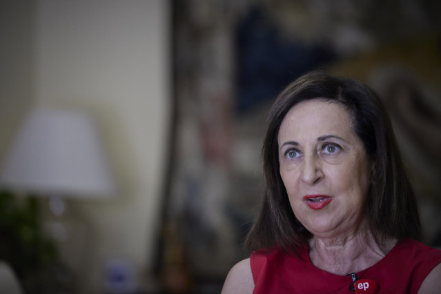 Archivo - La ministra de Defensa, Margarita Robles, durante una entrevista para Europa Press en la sede ministerial, a 2 de agosto de 2022, en Madrid (España).