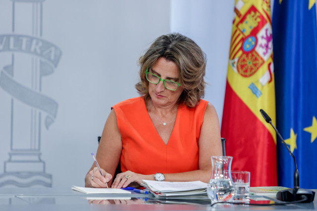 La vicepresidenta tercera y ministra para la Transición Ecológica, Teresa Ribera, en una rueda de prensa, en La Moncloa, a 6 de septiembre de 2022, en Madrid (España). Durante la comparecencia han confirmado la aprobación del reconocimiento del subsidio a