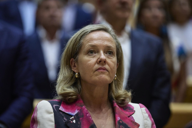 La vicepresidenta primera del Gobierno y ministra de Asuntos Económicos y Transformación Digital, Nadia Calviño, durante un debate monográfico sobre la crisis energética y el contexto económico, en el Senado, a 6 de septiembre de 2022, en Madrid (España).