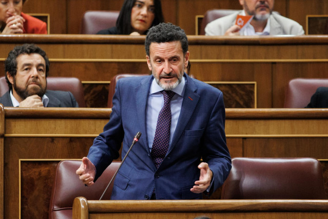 El vicesecretario general de Ciudadanos y portavoz en el Congreso, Edmundo Bal, interviene durante una sesión plenaria en el Congreso de los Diputados, a 13 de septiembre de 2022, en Madrid (España).