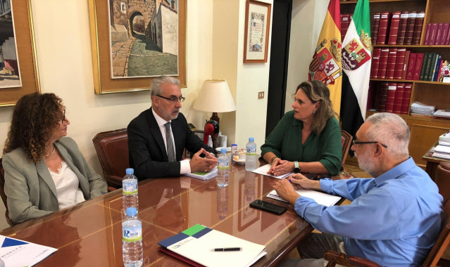 El presidente del Consejo de Seguridad Nuclear, Juan Carlos Lentijo, en su visita institucional a Extremadura