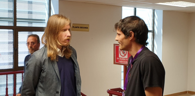 El coportavoz estatal de Podemos y secretario general del partido en Castilla y León, Pablo Fernández, este sábado antes de intervenir en unas jornadas del partido en Valladolid para preparar las elecciones municipales de 2023