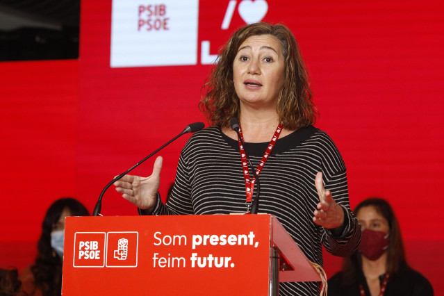 Archivo - La secretaria general del PSIB-PSOE y presidenta de Baleares, Francina Armengol, en un acto del PSIB.