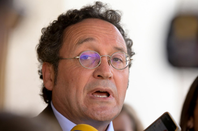 El fiscal General del Estado, Álvaro García Ortiz, atiende a los medios antes del inicio de la Junta General de la Fiscalía Especial Antidroga, en el Pazo de Mariñán, a 19 de septiembre de 2022, en Bergondo, A Coruña, Galicia (España).