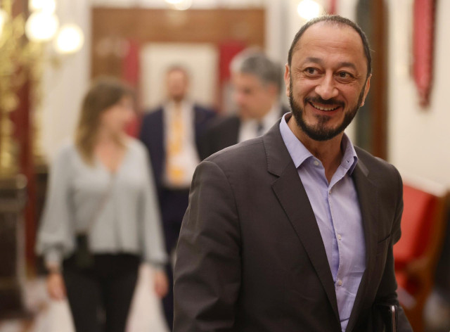 Archivo - El vicepresidente primero del Congreso de los Diputados por el PSOE, Alfonso Rodríguez Gómez de Celis, en una foto de archivo.