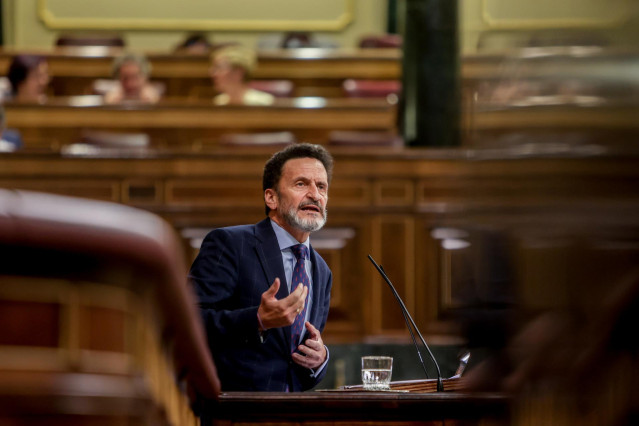 El portavoz adjunto de Ciudadanos en el Congreso, Edmundo Bal, interviene durante una sesión plenaria, en el Congreso