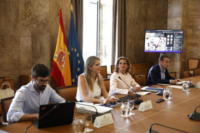 La Conferencia Sectorial de Energía presenta a las comunidades autónomas los avances en el plan de contingencia